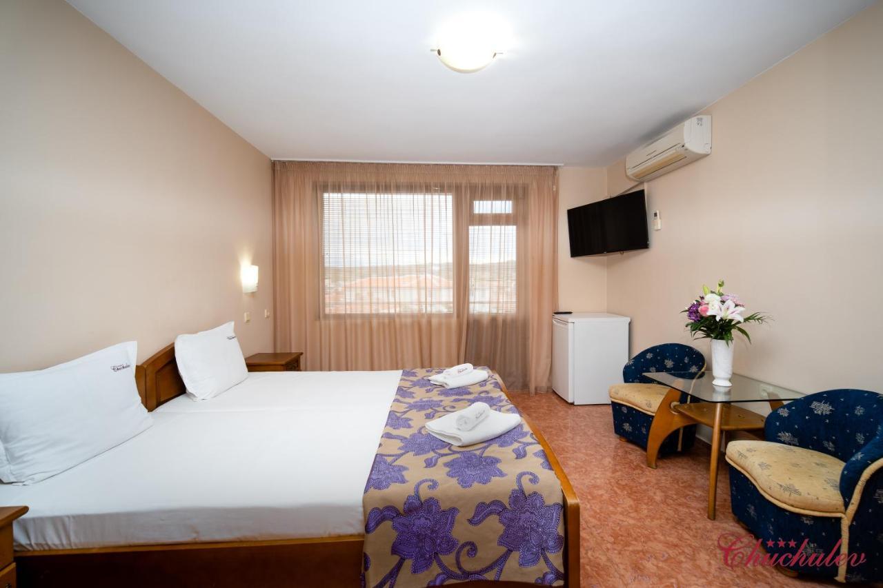 Hotel Chuchulev 索佐波尔 外观 照片