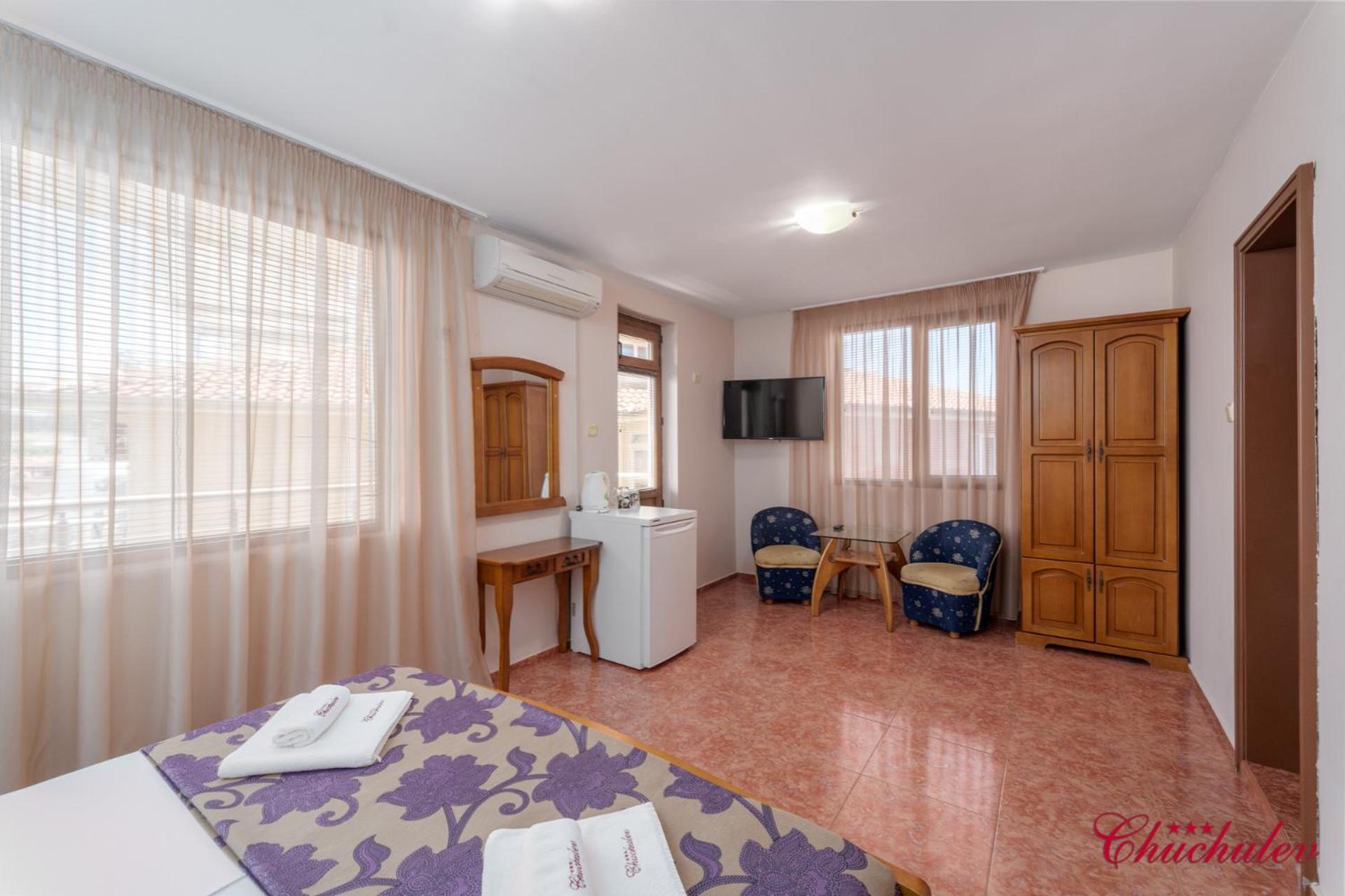 Hotel Chuchulev 索佐波尔 外观 照片